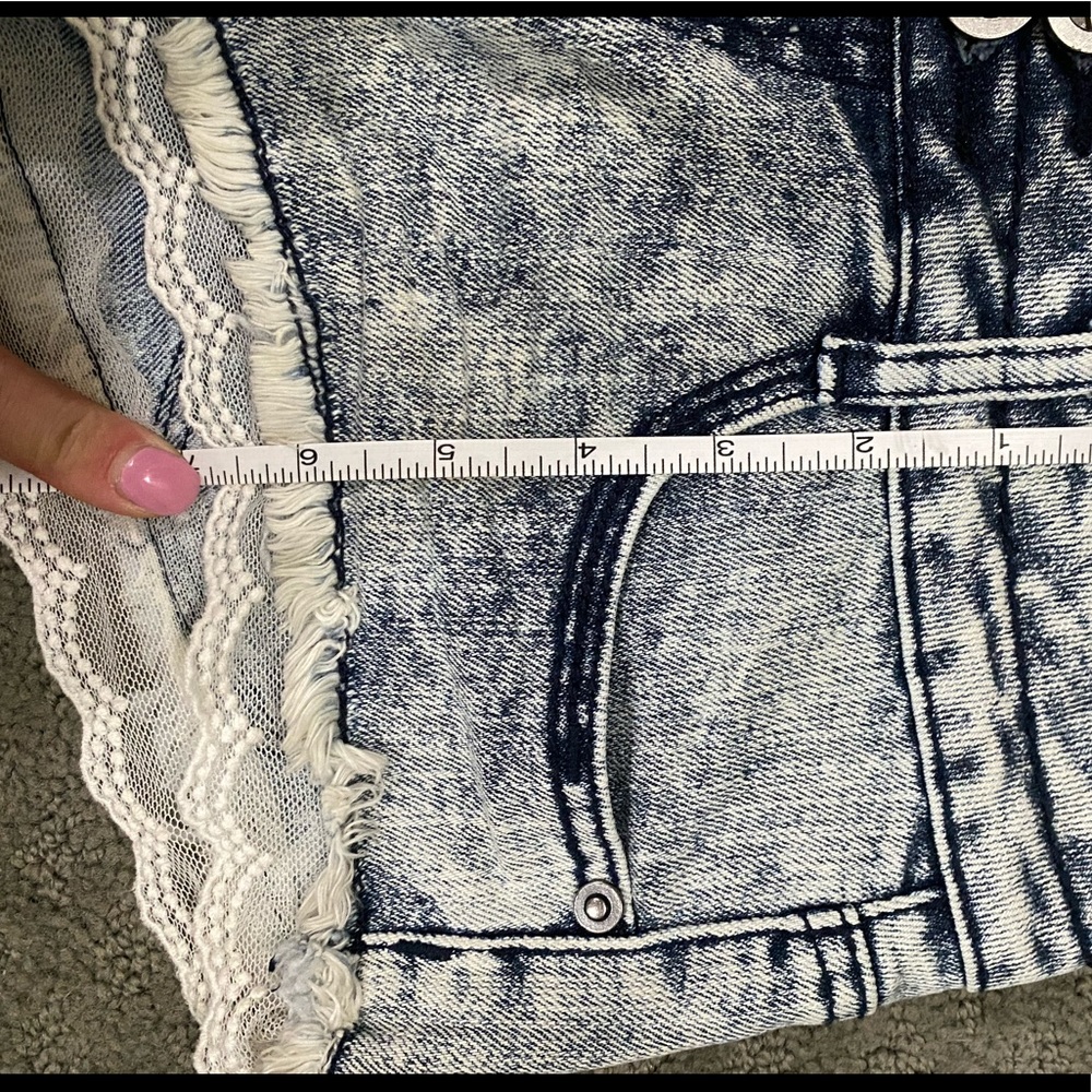 Material Girl Short Shorts - Picture 8 of 10